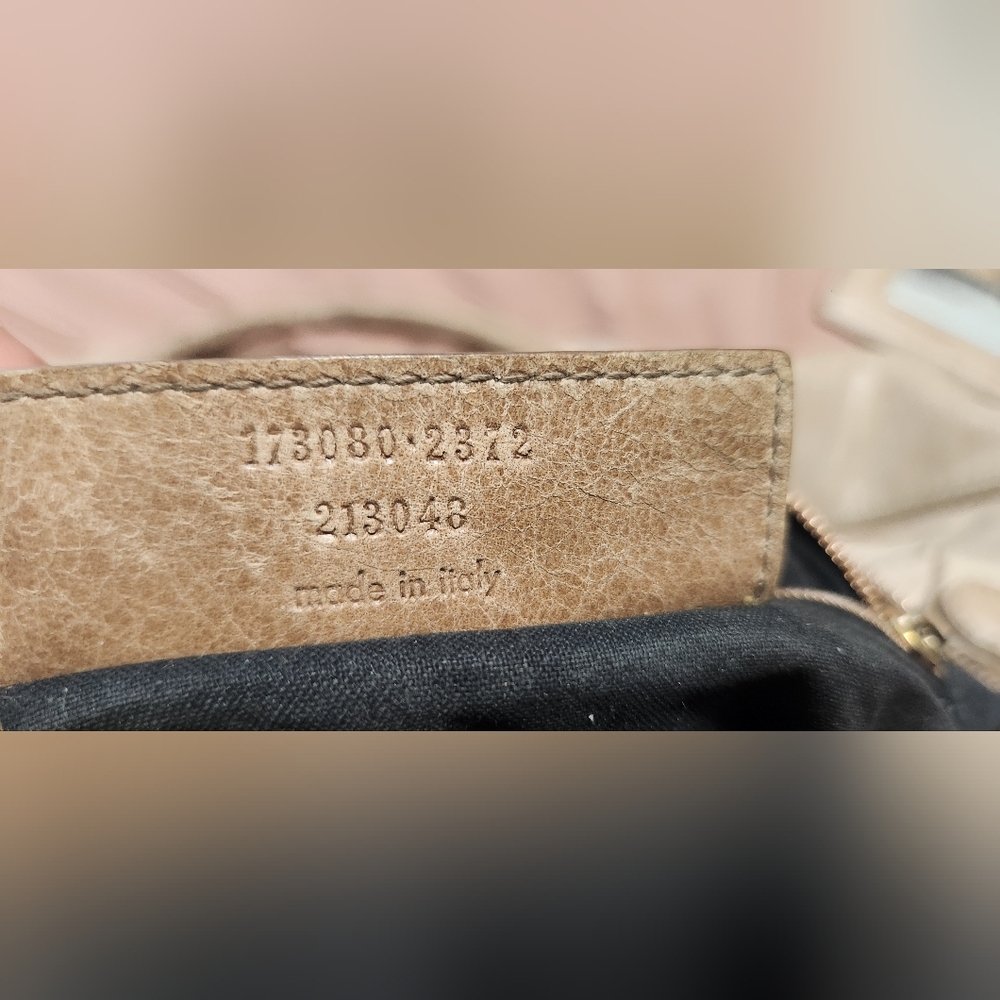 Cream Leather Balenciaga Bag - Picture 7 of 17